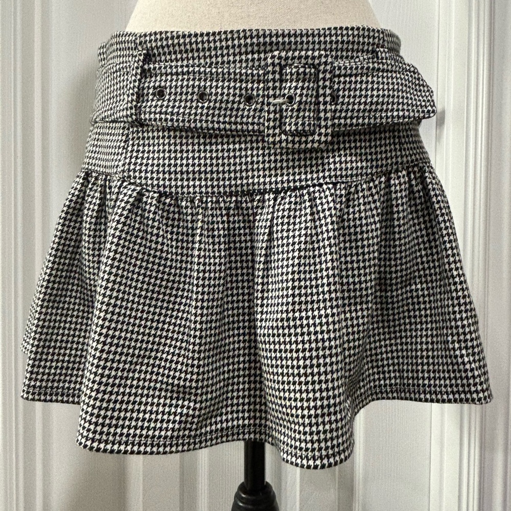 Plaid mini forever 21 skirt